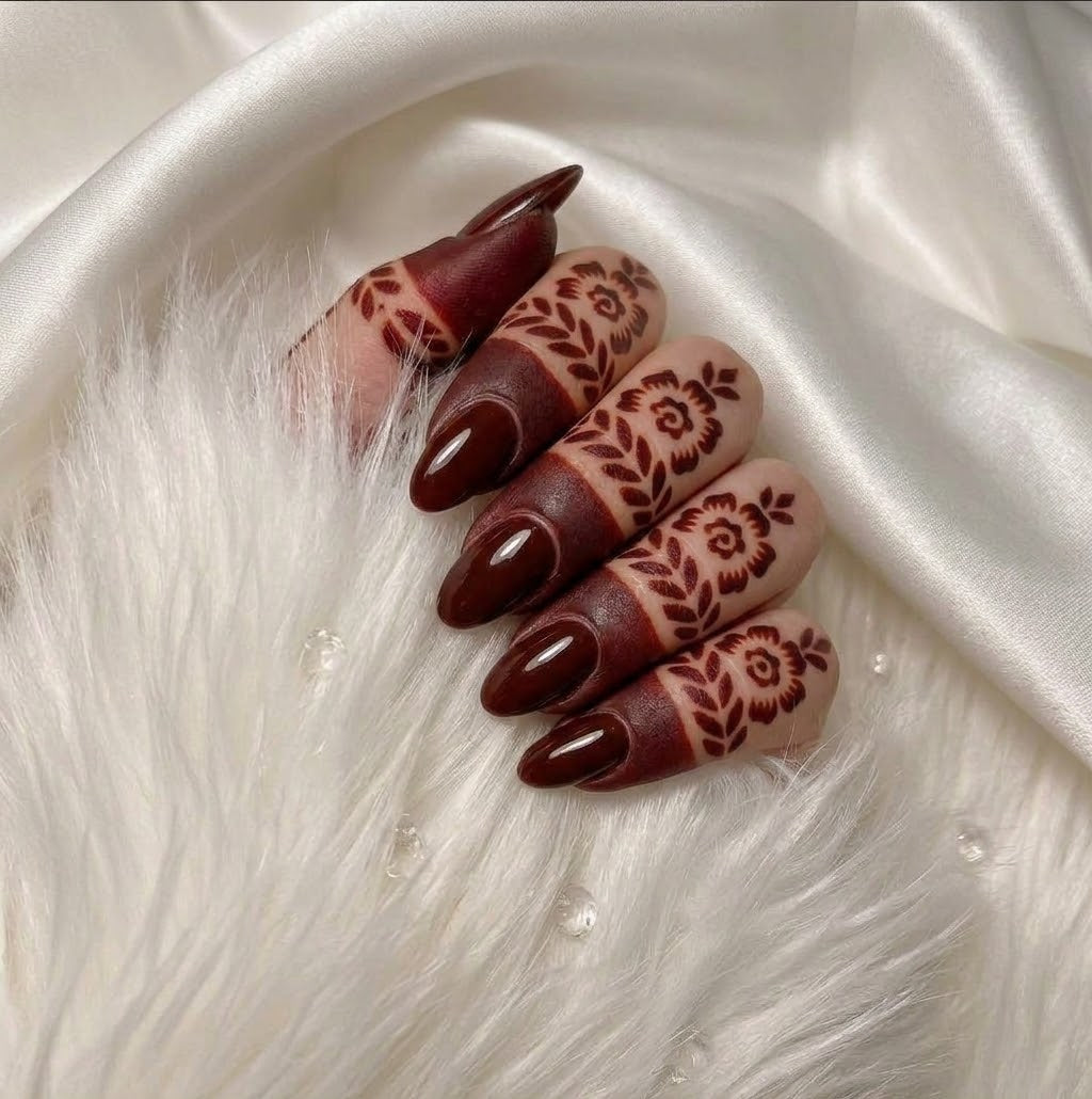 Henna Dipper Kit - Maroon Henna Dipper | Instant Henna Dipper Set with Finger Mehndi Stickers SN-272