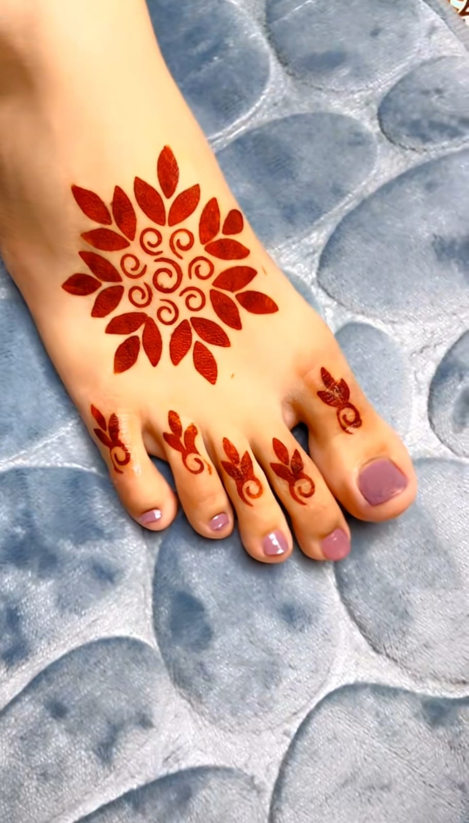 Trending Feet Mehndi Stencil Stickers / Henna stencils  SN-04 Pair