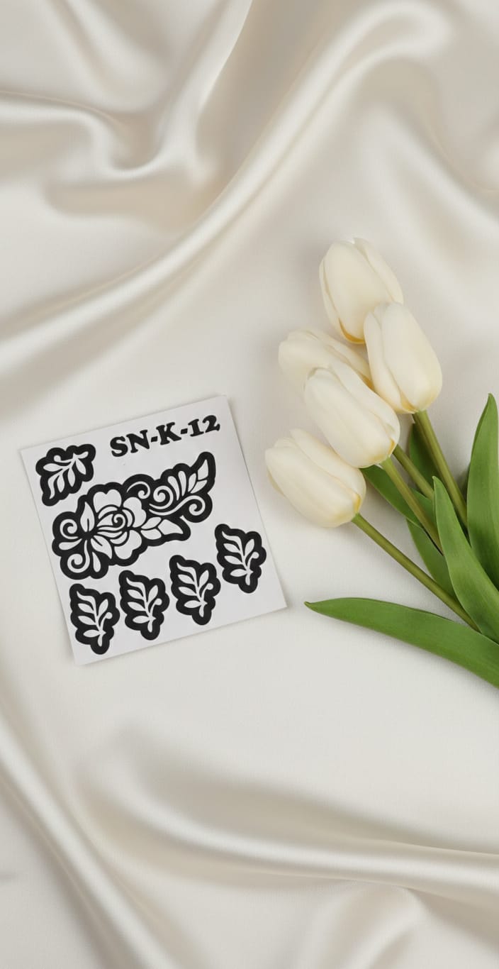Henna sticker 350 each